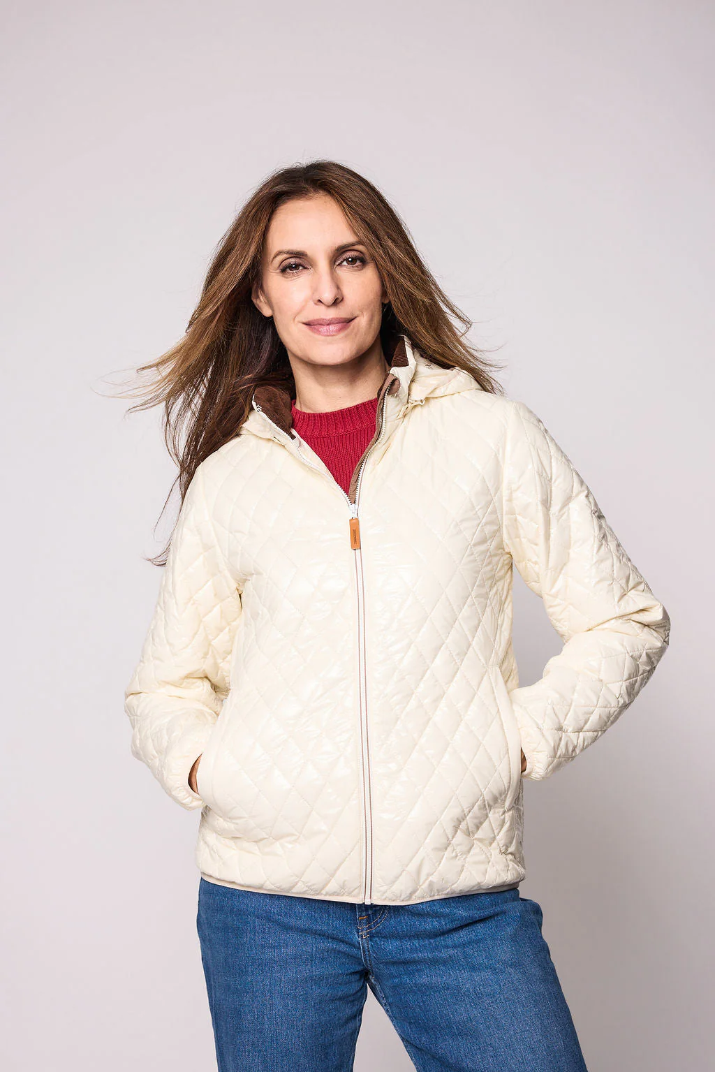 Women's Shiny Winter White Quilted Puffer Jacket - Image 5